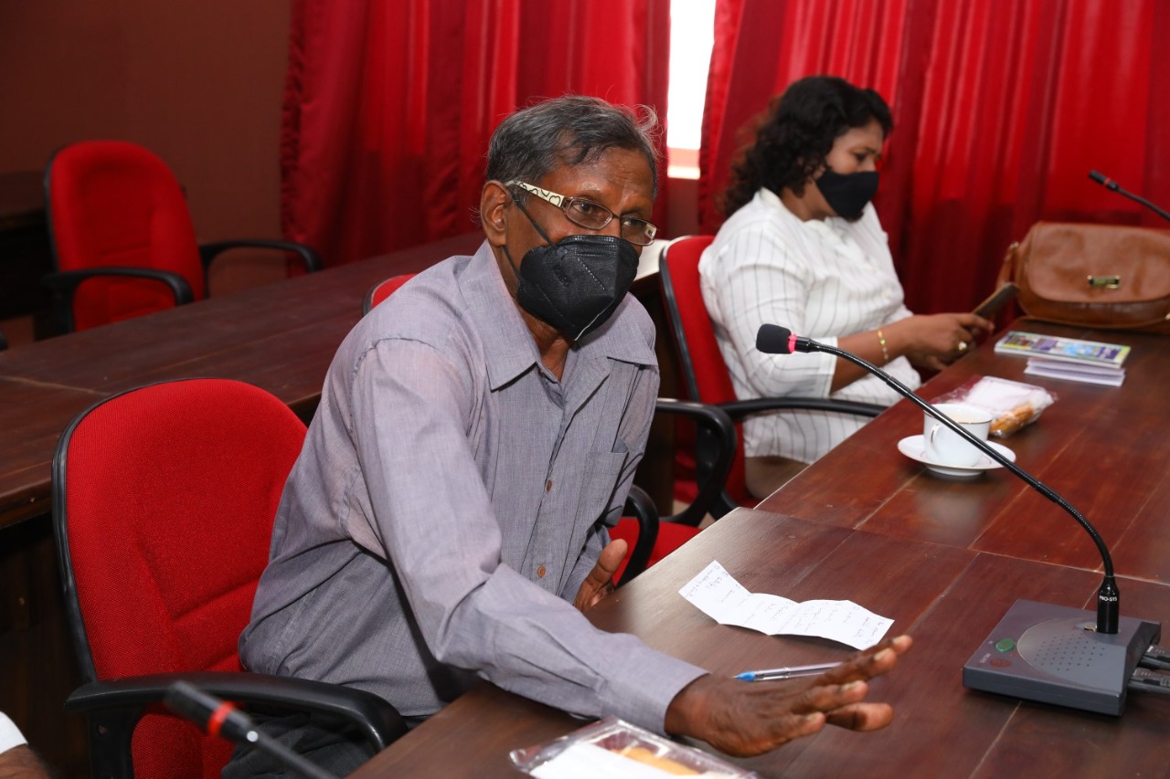 9b188769-5804-4673-b6c4-673cc4ddd2e7