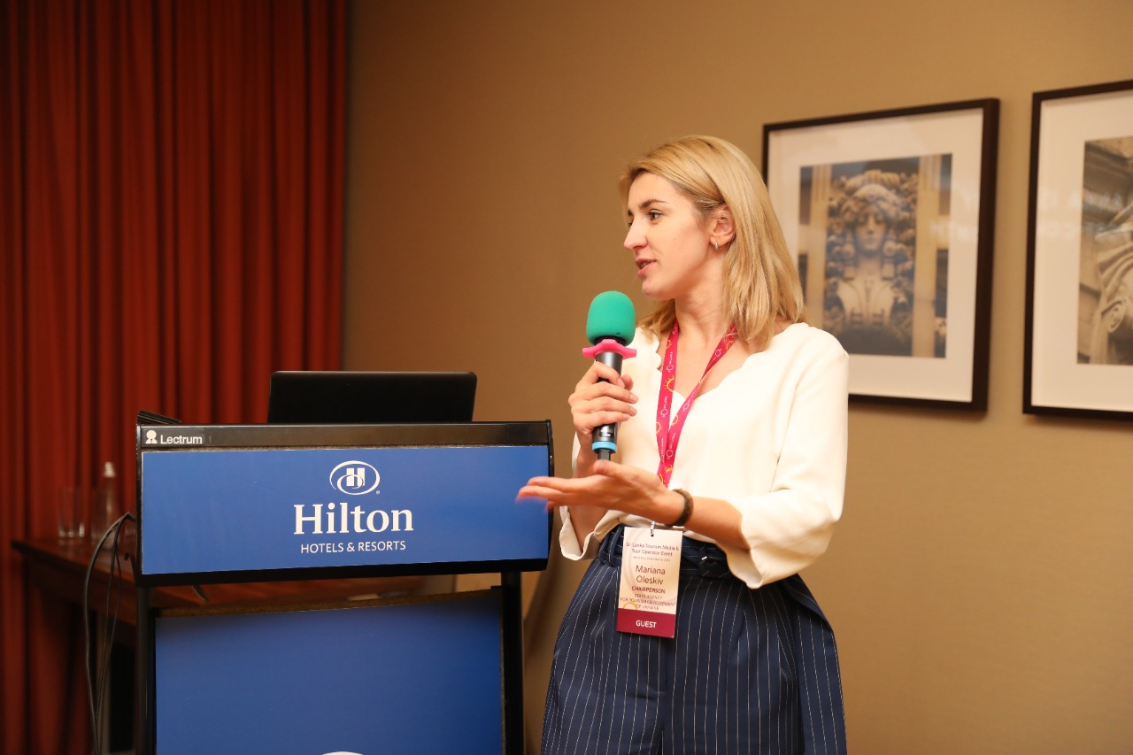 d8c51b16-2918-42a5-b952-f3caa61c2d63