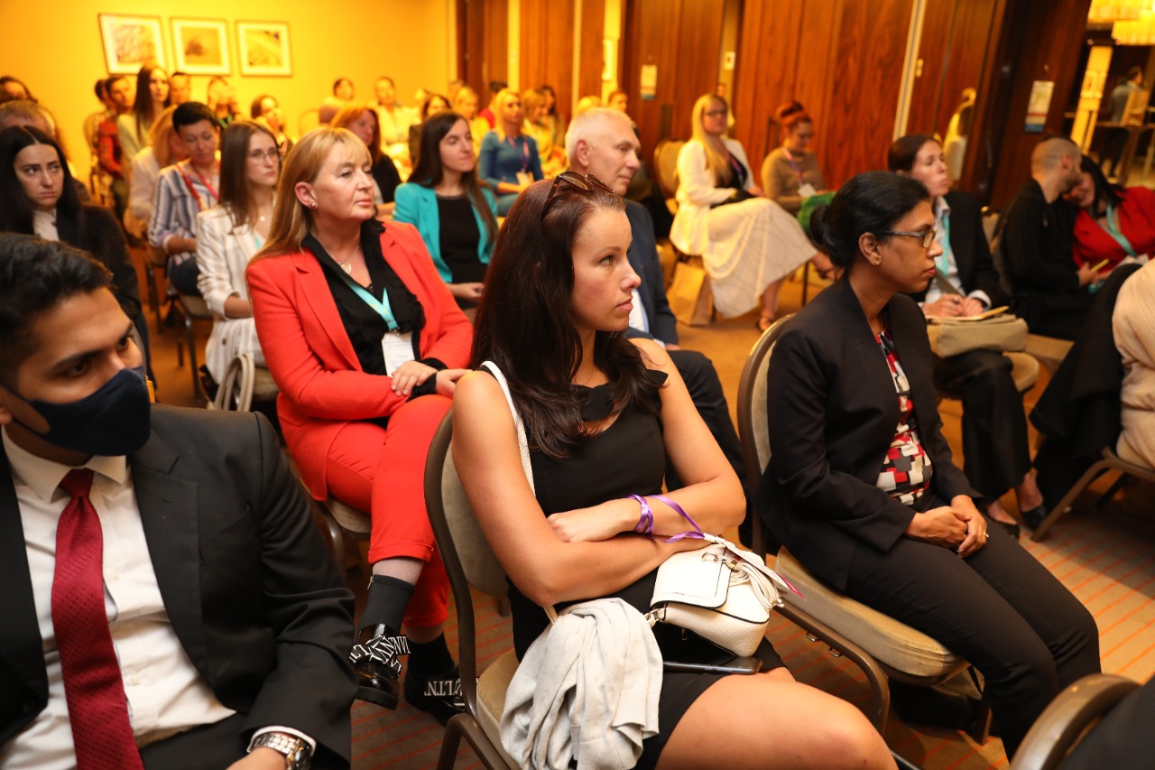 c1c70de5-814c-4d34-8ac3-c6770f3fa0c2