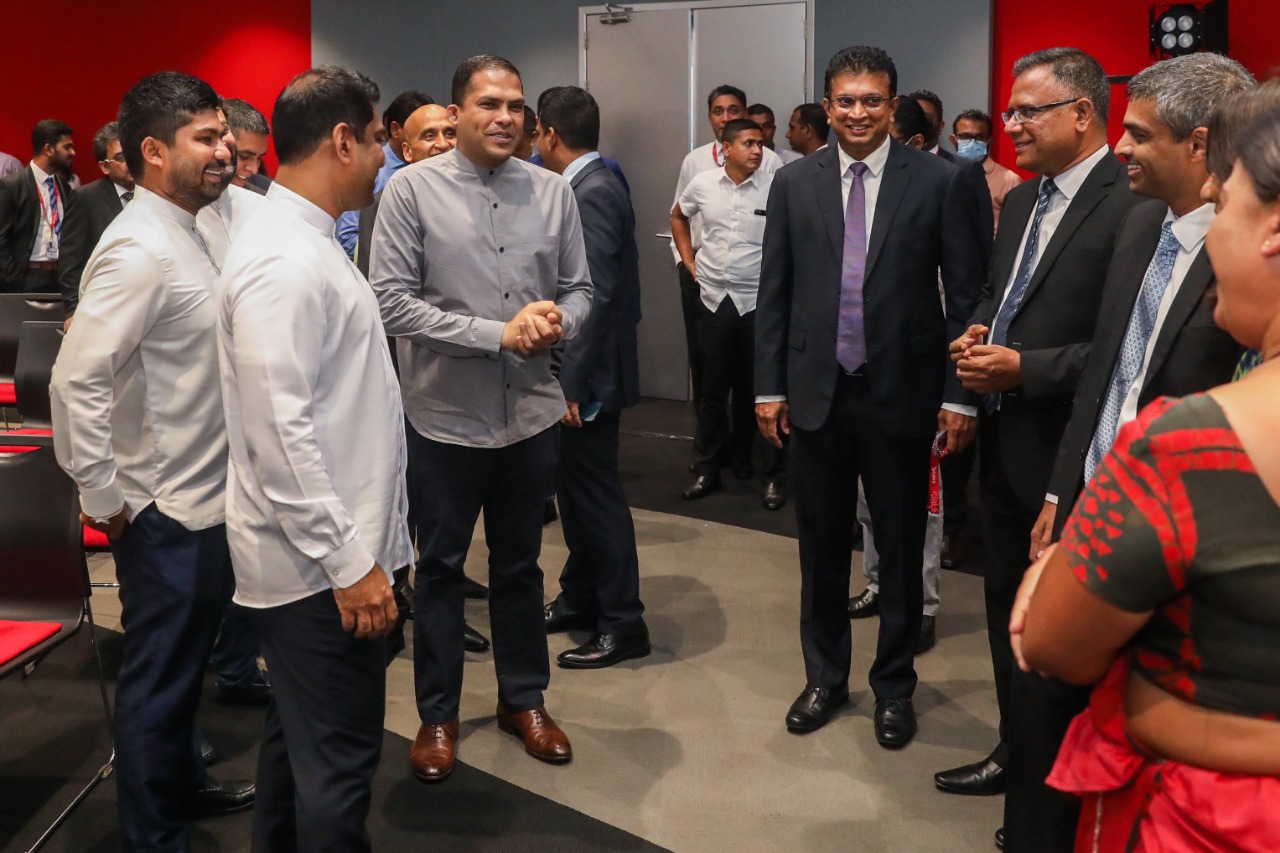 63adb1f6-dcf6-4412-9726-c364977918f2